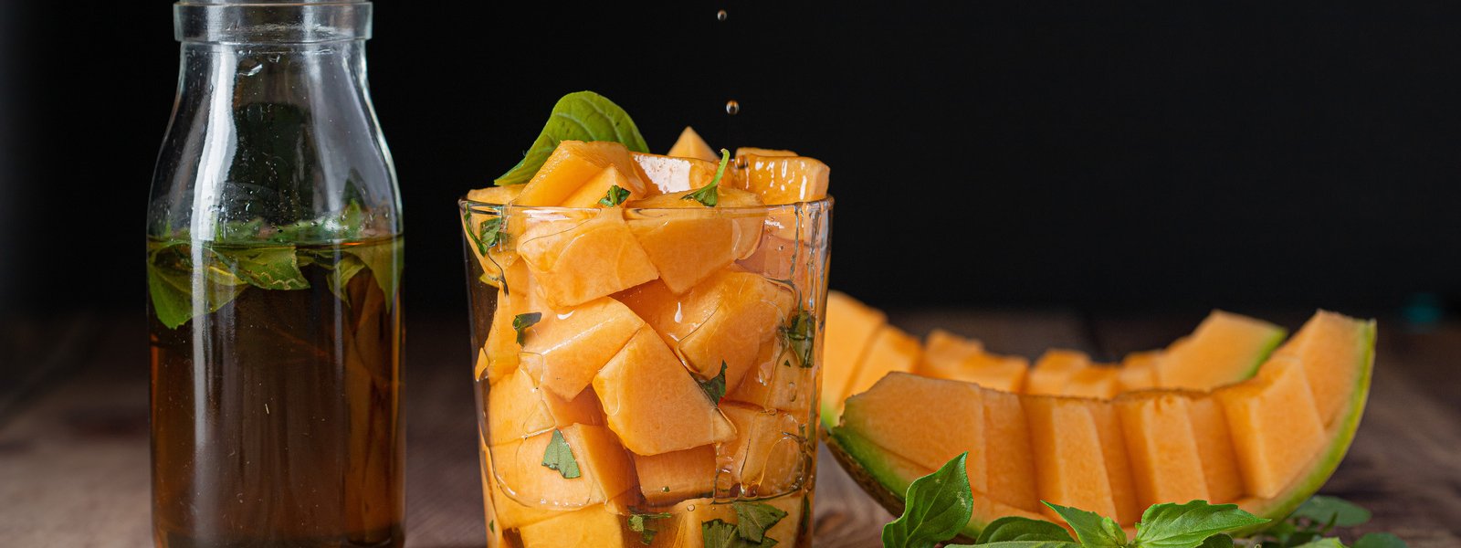 Melon au sirop de basilic frais